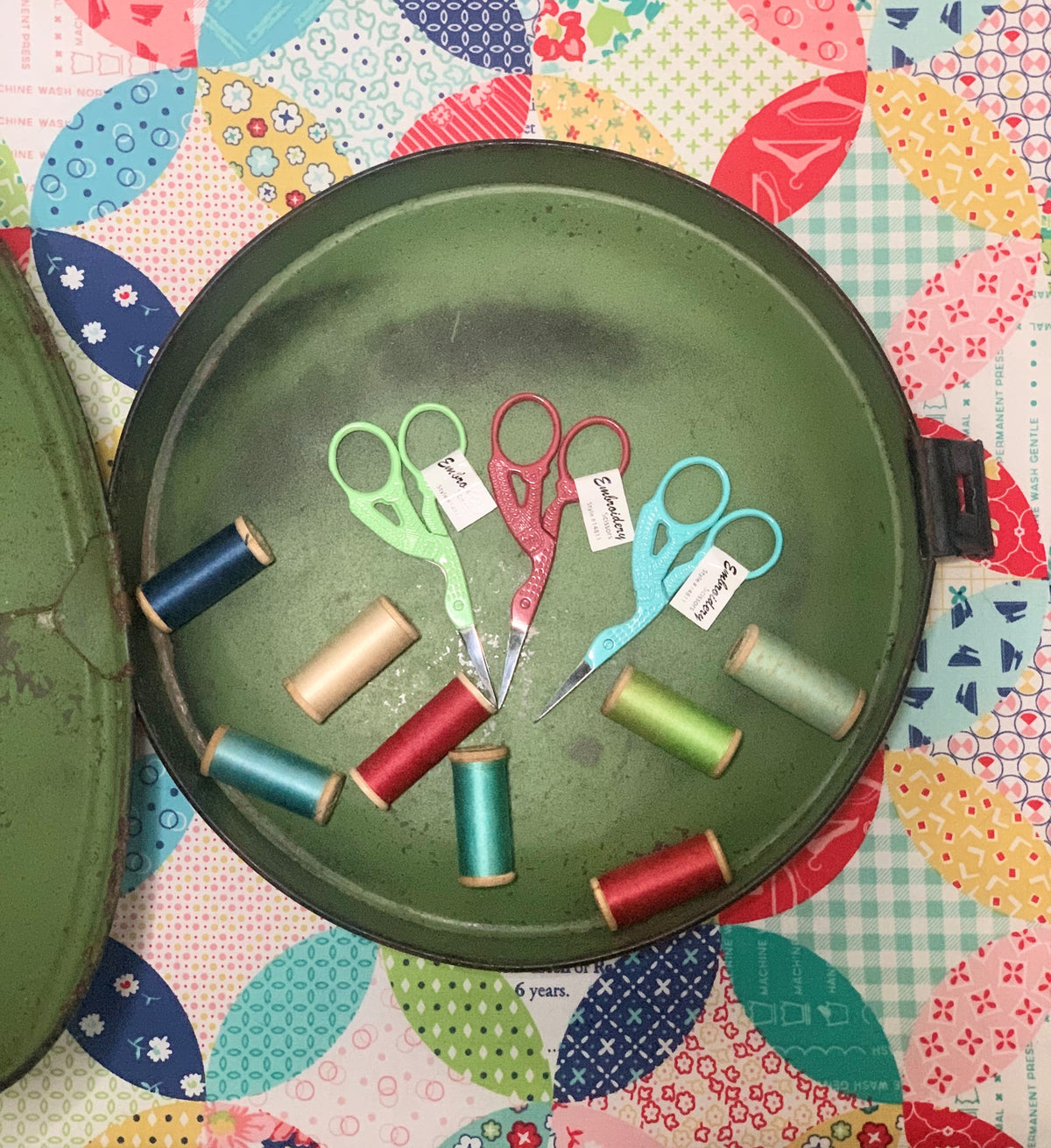 Vintage Stork Scissors by Lori Holt for Riley Blake Designs 3.5"