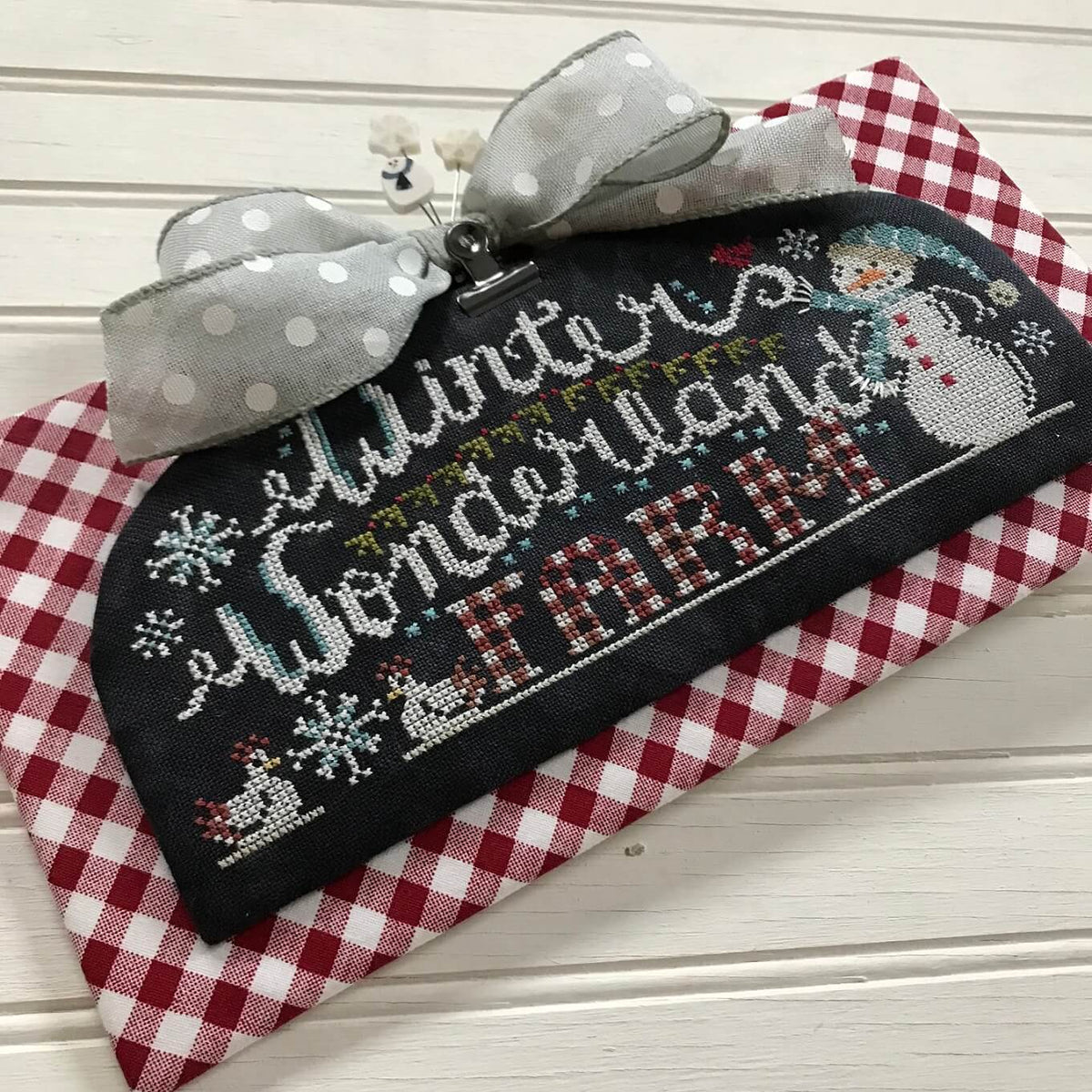 Hands On Design - Winter Wonderland Farm