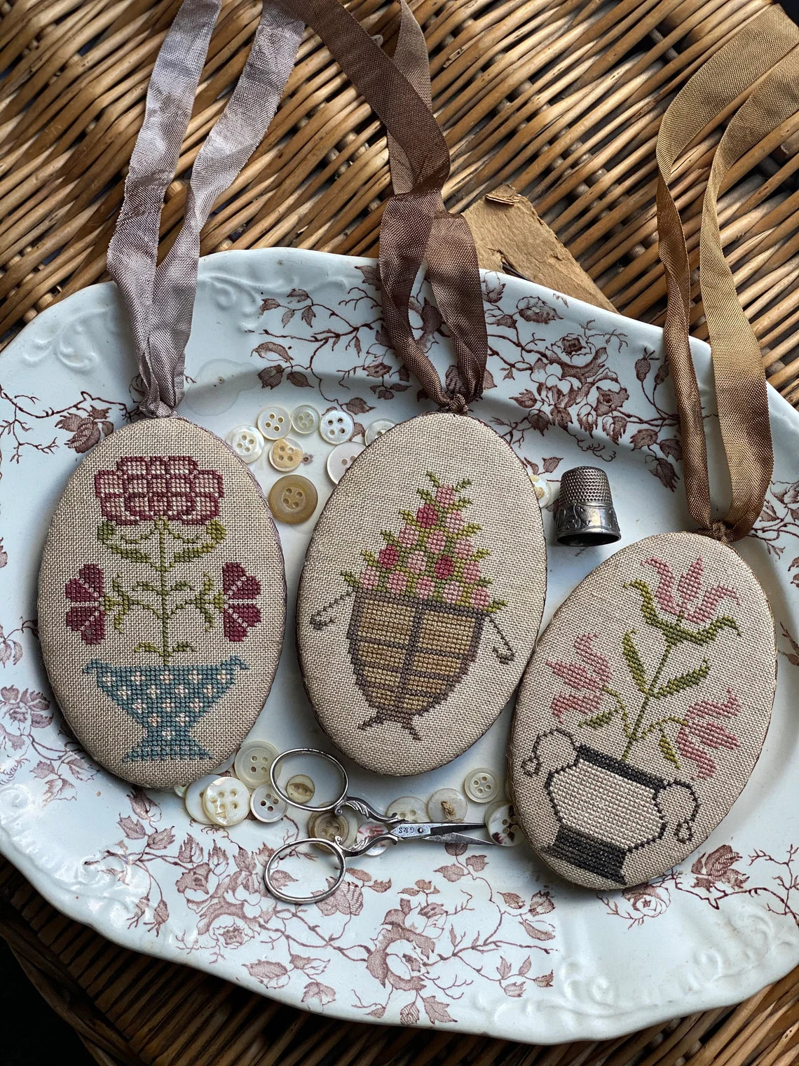 Stacy Nash Primitives - Berry Basket Pin Disk