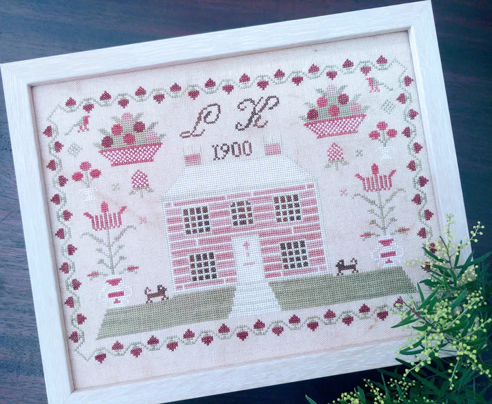 Mojo Stitches - LK 1900: A little pink house