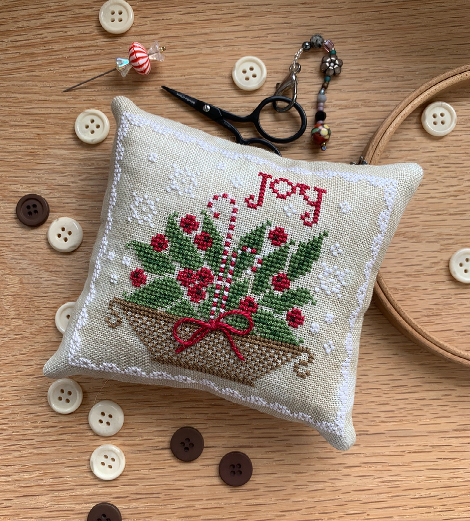 Stitches by Ethel - Holly Basket Pinkeep