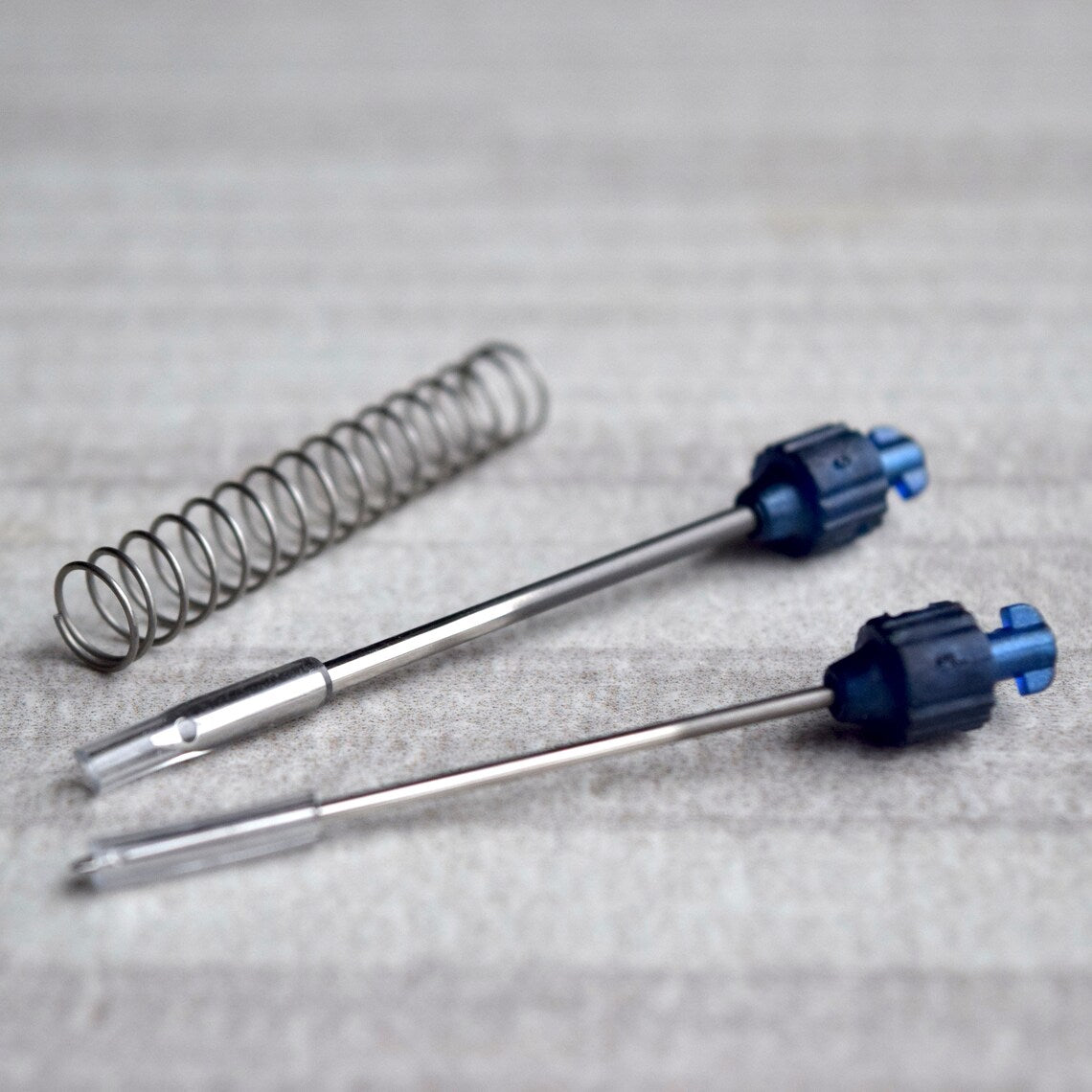 Ultra Punch 3 Needle Set + 2 Threaders